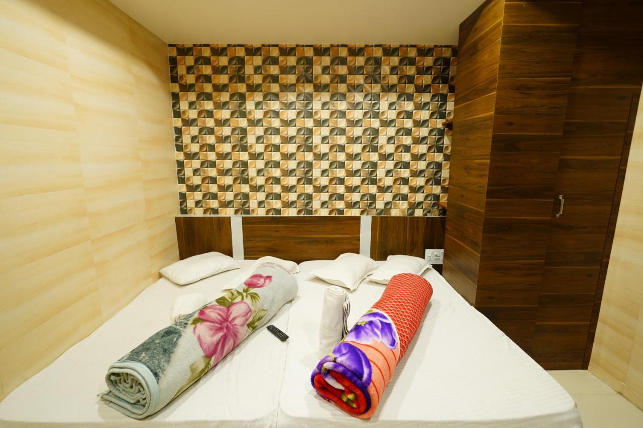 Hotel New Sundaram 150 Mtrs From Dargah Adžmér Exteriér fotografie