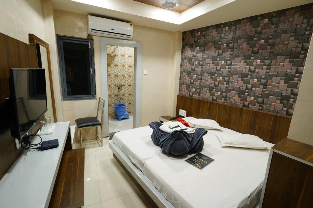 Hotel New Sundaram 150 Mtrs From Dargah Adžmér Exteriér fotografie